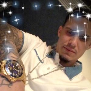 Meet your Posher, Luis